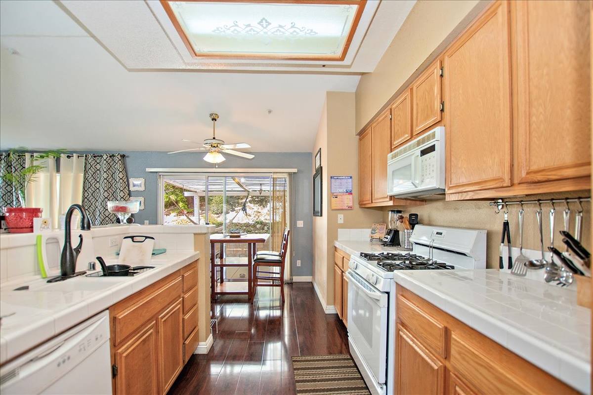 3950 Dove Tree Avenue, Rialto, CA 92377