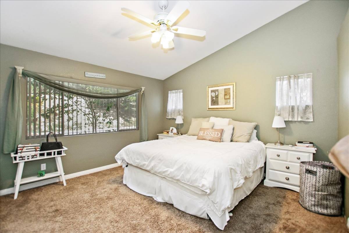 3950 Dove Tree Avenue, Rialto, CA 92377