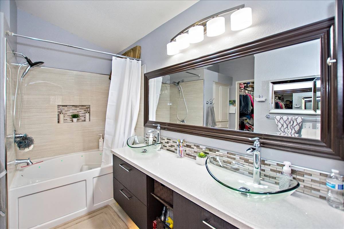 3950 Dove Tree Avenue, Rialto, CA 92377