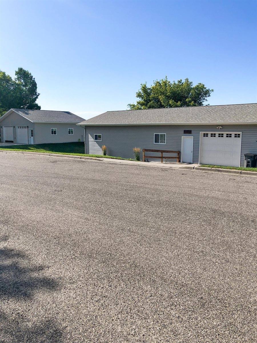 411 4th Avenue, Washburn, ND 58577