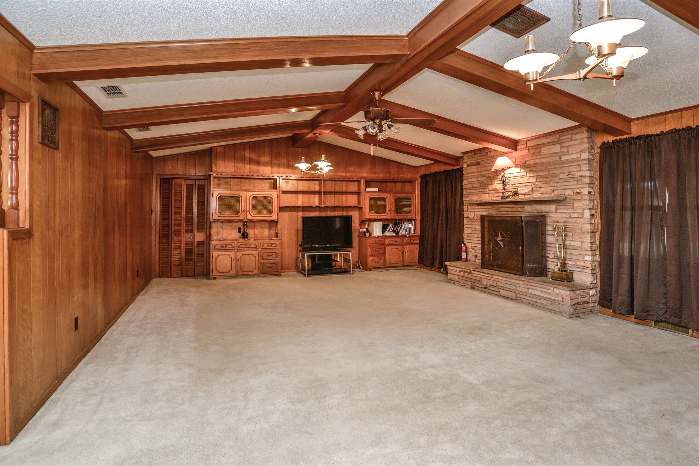 1602 Green Avenue, Wilson, TX 79381
