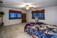 1602 Green Avenue, Wilson, TX 79381