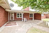 1602 Green Avenue, Wilson, TX 79381