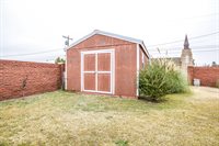 1602 Green Avenue, Wilson, TX 79381