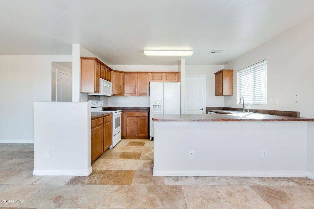 6726 East Lush Vista View, Florence, AZ 85132