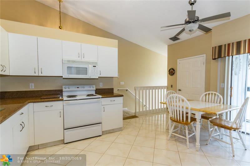 5585 Munsel Ln, #203, Boynton Beach, FL 33437