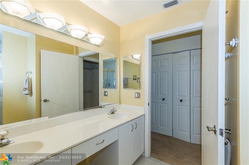 5585 Munsel Ln, #203, Boynton Beach, FL 33437