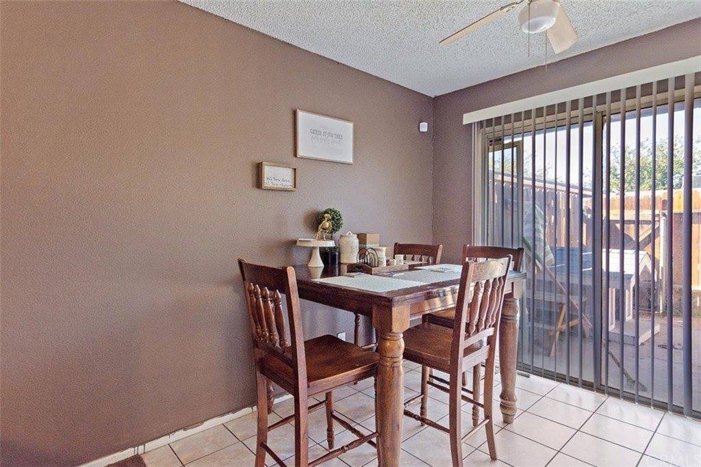 21445 Nisqually Road, Apple Valley, CA 92308