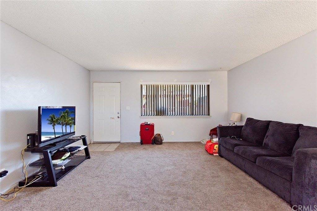 21445 Nisqually Road, Apple Valley, CA 92308