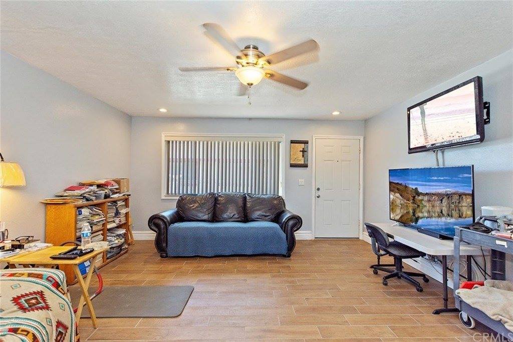 21445 Nisqually Road, Apple Valley, CA 92308