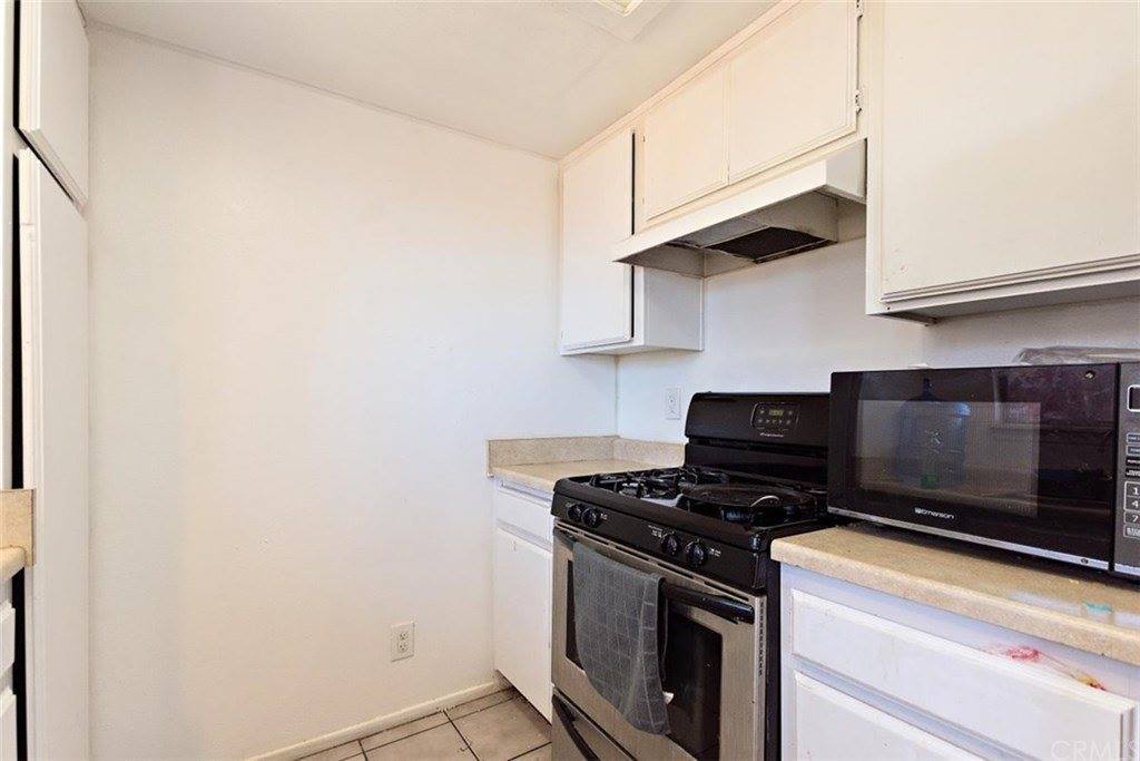 21445 Nisqually Road, Apple Valley, CA 92308