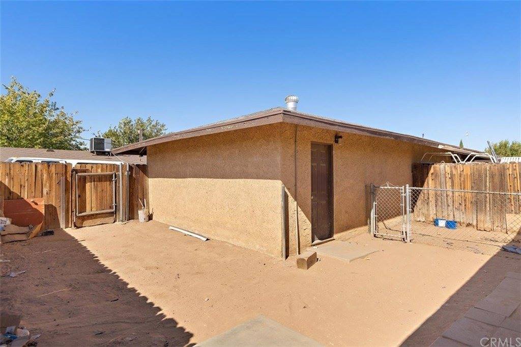 21445 Nisqually Road, Apple Valley, CA 92308