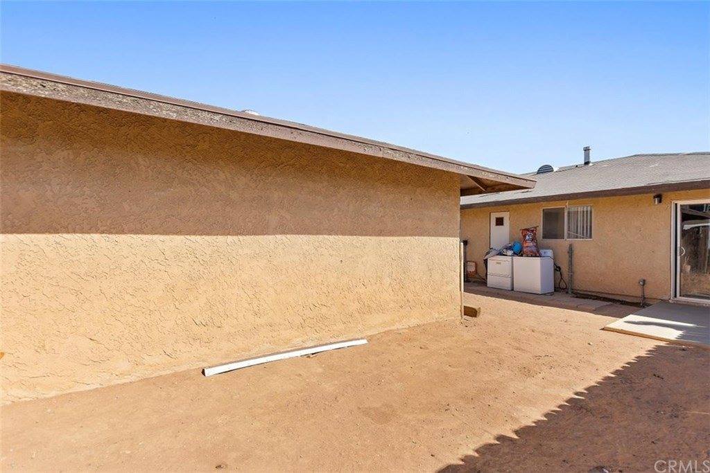 21445 Nisqually Road, Apple Valley, CA 92308