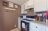 21445 Nisqually Road, Apple Valley, CA 92308