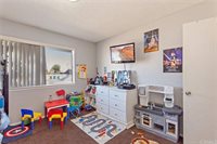 21445 Nisqually Road, Apple Valley, CA 92308