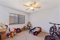 21445 Nisqually Road, Apple Valley, CA 92308