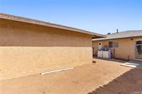 21445 Nisqually Road, Apple Valley, CA 92308