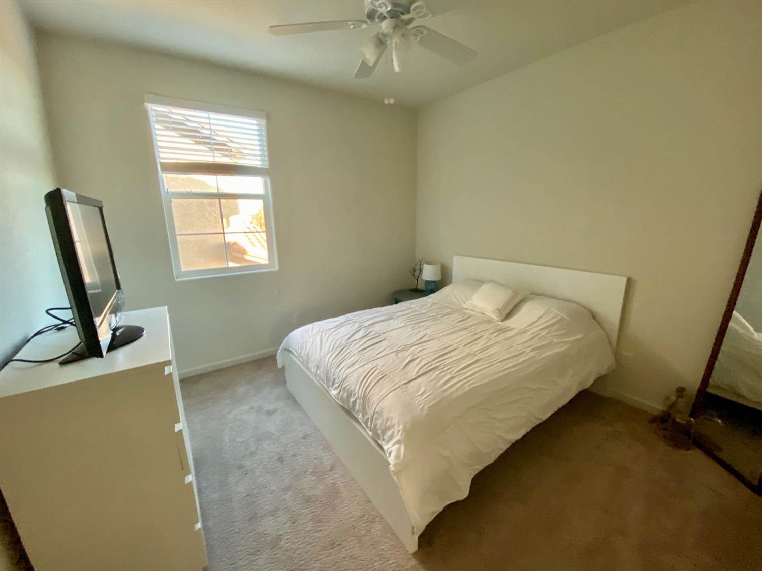 2188 Castle Pines Way, Roseville, CA 95747