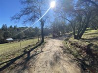 10359 Pool Station Rd, Angels Camp, CA 95222