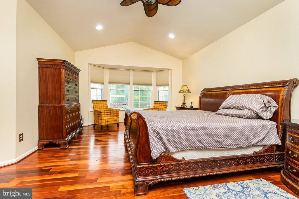 17299 Four Seasons Drive, Dumfries, VA 22025