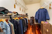 17299 Four Seasons Drive, Dumfries, VA 22025