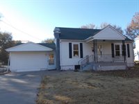 408 S 6th St, Manhattan, KS 66502