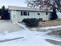 2316 8th Ave East, Williston, ND 58801
