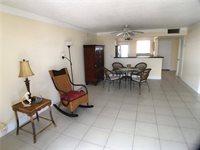 7850 Byron Ave, Miami Beach, FL 33141