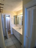 7850 Byron Ave, Miami Beach, FL 33141