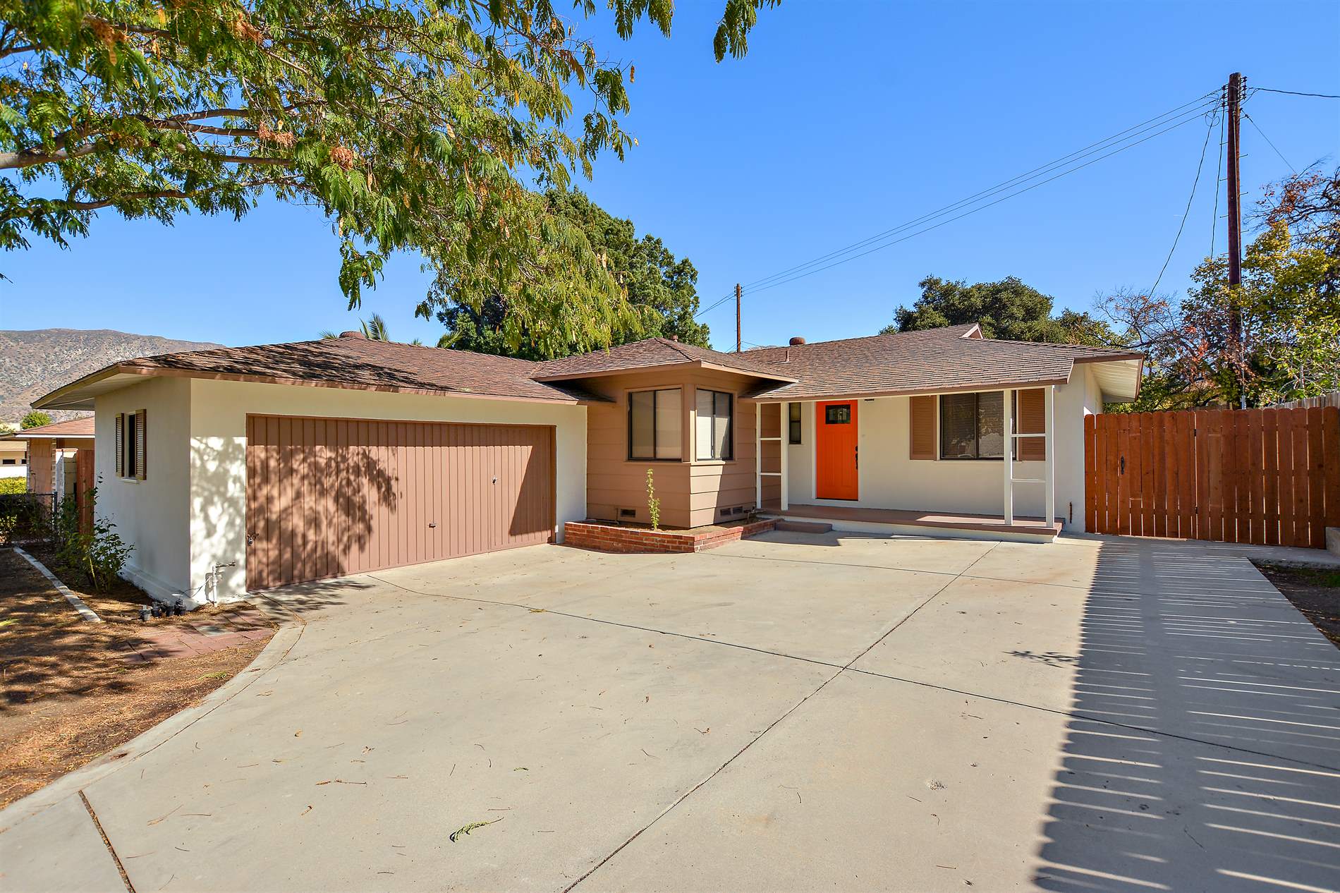 10410 Mcvine Avenue, Sunland, CA 91040