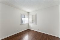 10410 Mcvine Avenue, Sunland, CA 91040