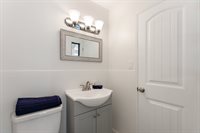 10410 Mcvine Avenue, Sunland, CA 91040