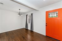 10410 Mcvine Avenue, Sunland, CA 91040