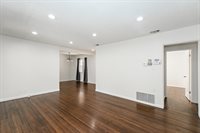 10410 Mcvine Avenue, Sunland, CA 91040