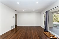 10410 Mcvine Avenue, Sunland, CA 91040