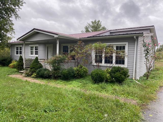 773 Garretts Hideout Rd., Glasgow, KY 42141