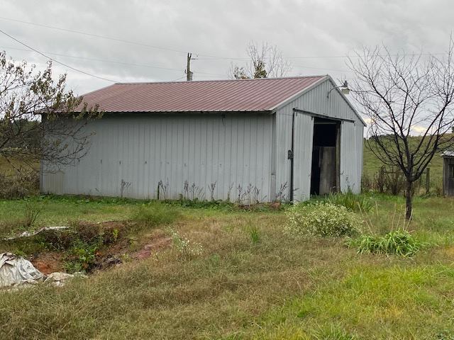 773 Garretts Hideout Rd., Glasgow, KY 42141