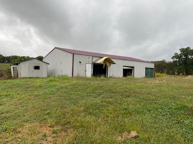 773 Garretts Hideout Rd., Glasgow, KY 42141