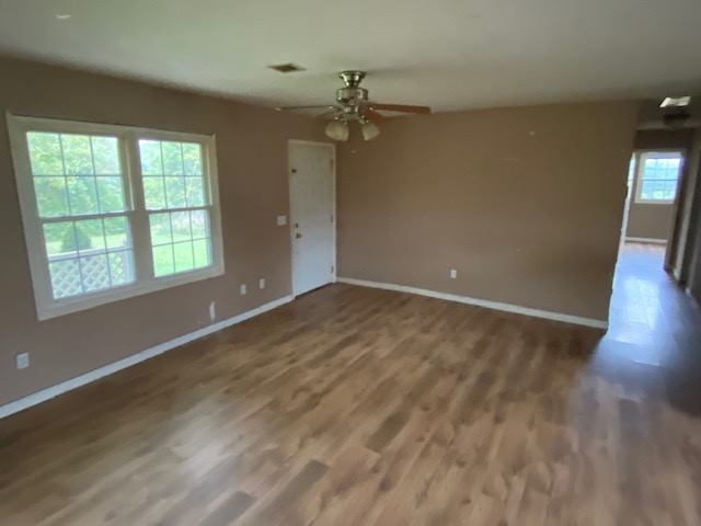 773 Garretts Hideout Rd., Glasgow, KY 42141