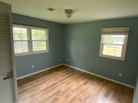 773 Garretts Hideout Rd., Glasgow, KY 42141