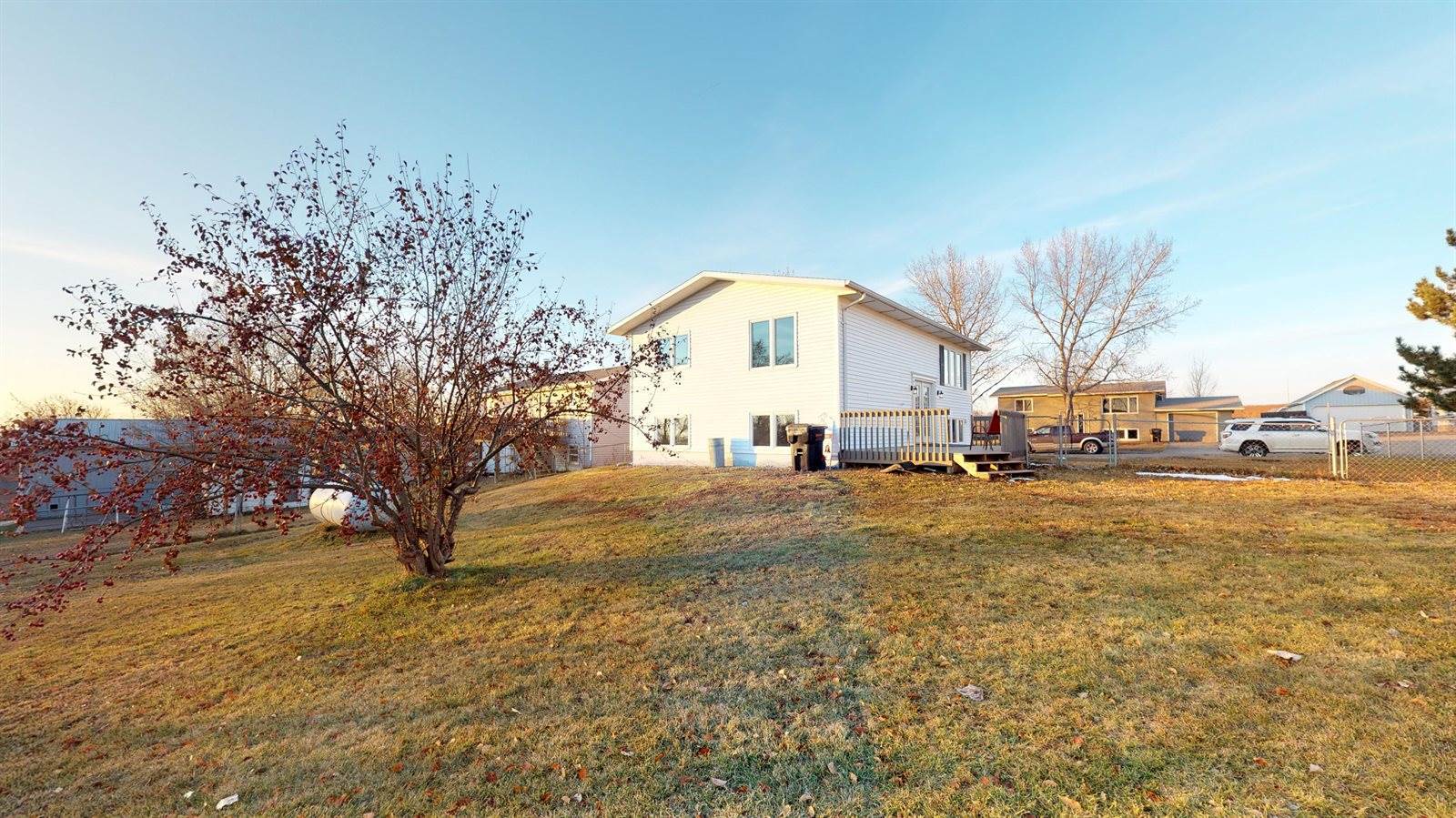 217 Crown Butte Drive, Mandan, ND 58554