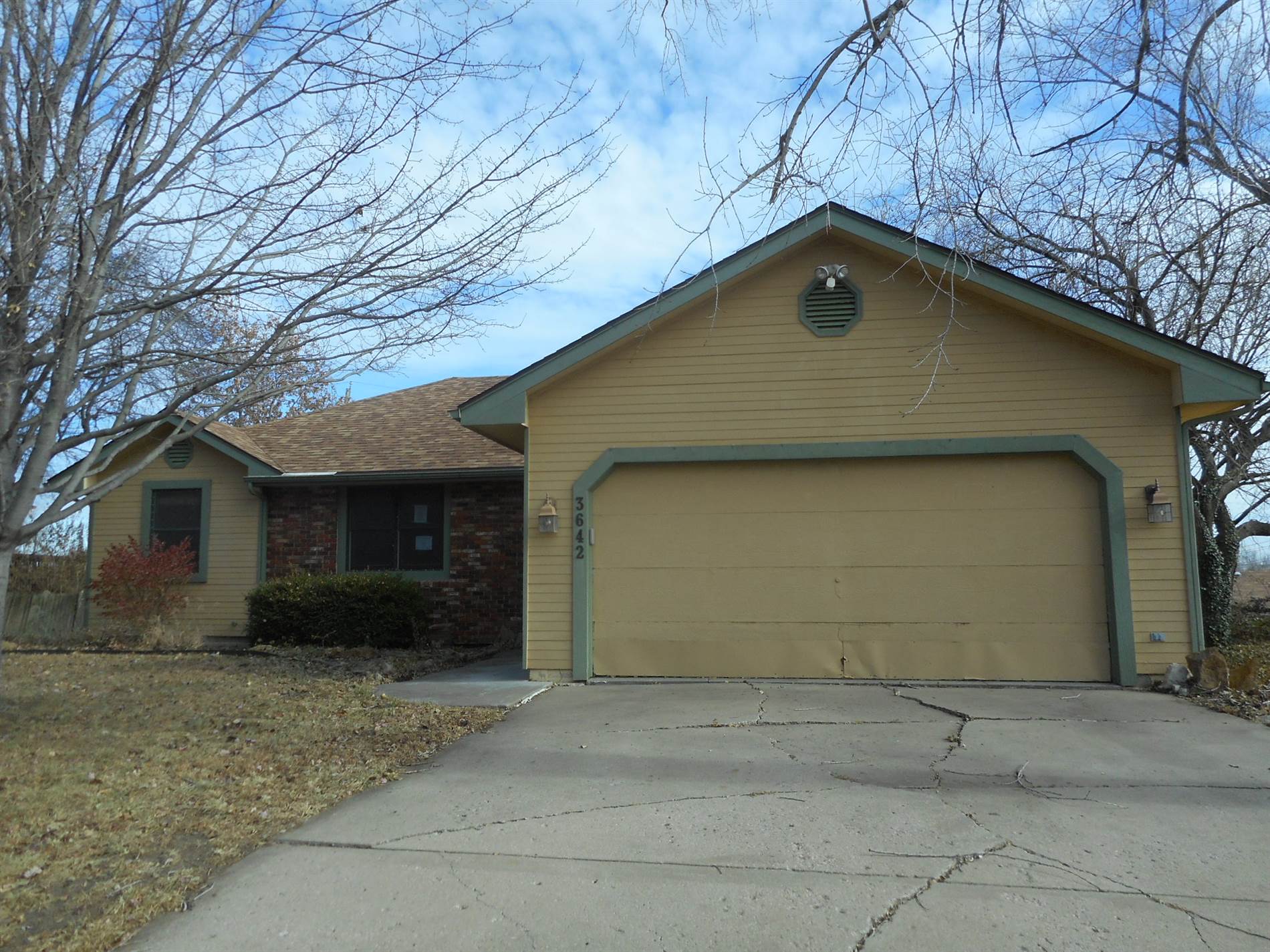 3642 SW Skyline PKY, Topeka, KS 66614