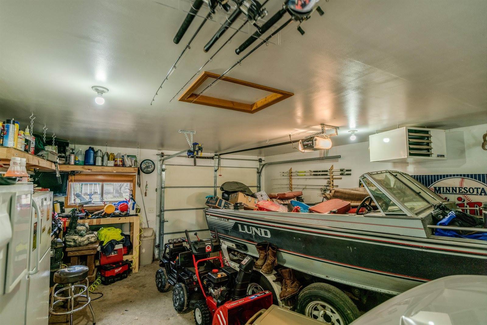 1514 E Blossom Drive, Menoken, ND 58558