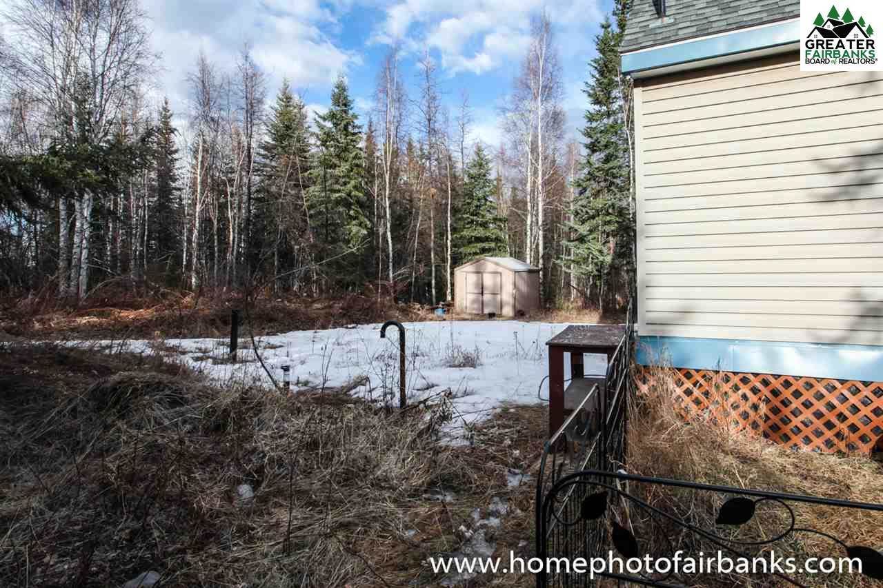 1204 Paige Avenue, North Pole, AK 99705