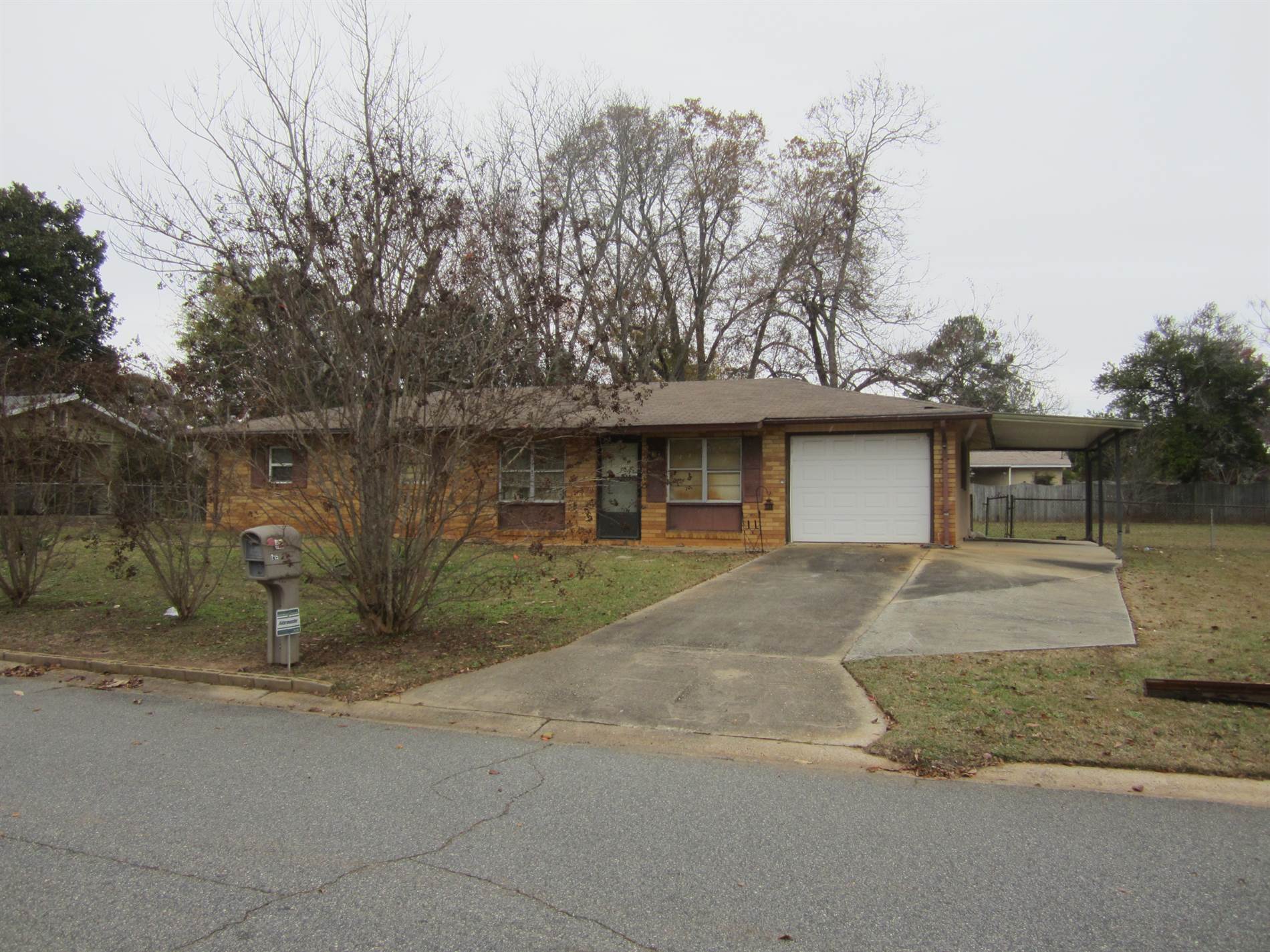 215 Debra Drive, Warner Robins, GA 31088