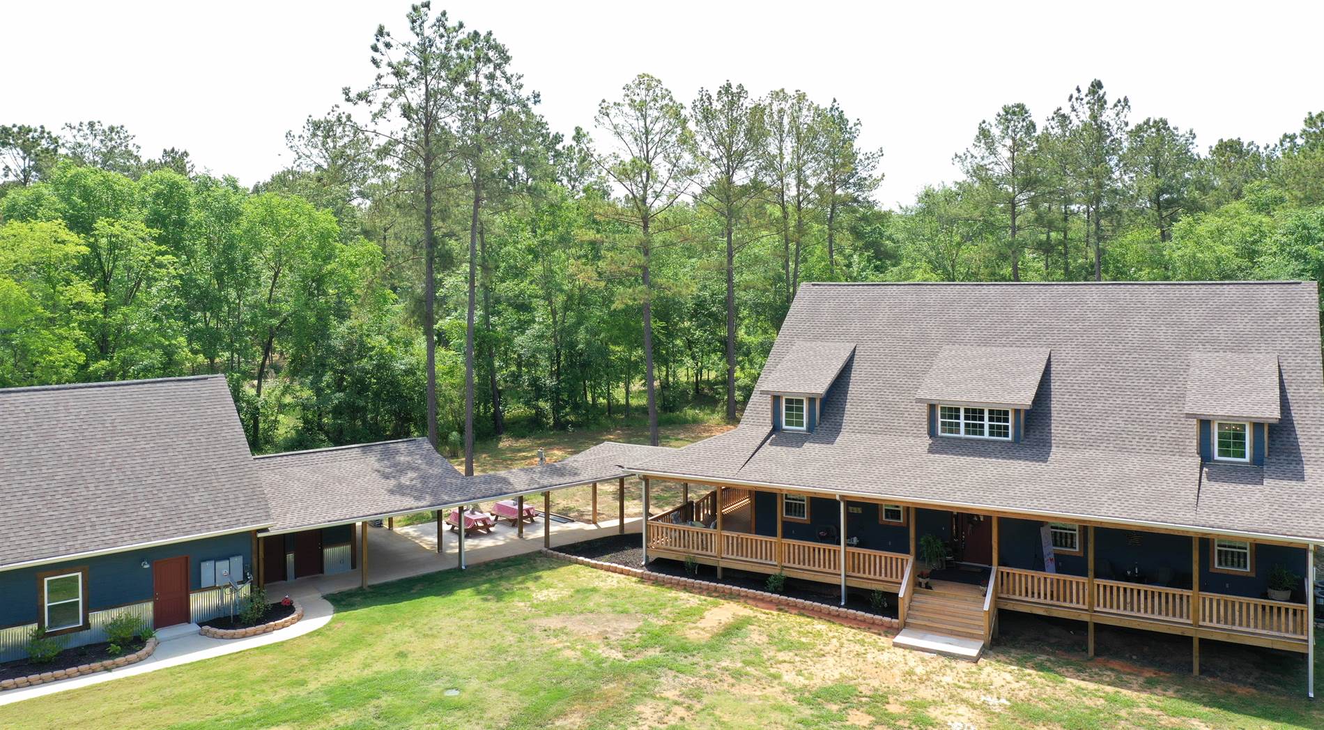 207 Saddle Ridge, Hawkinsville, GA 31036