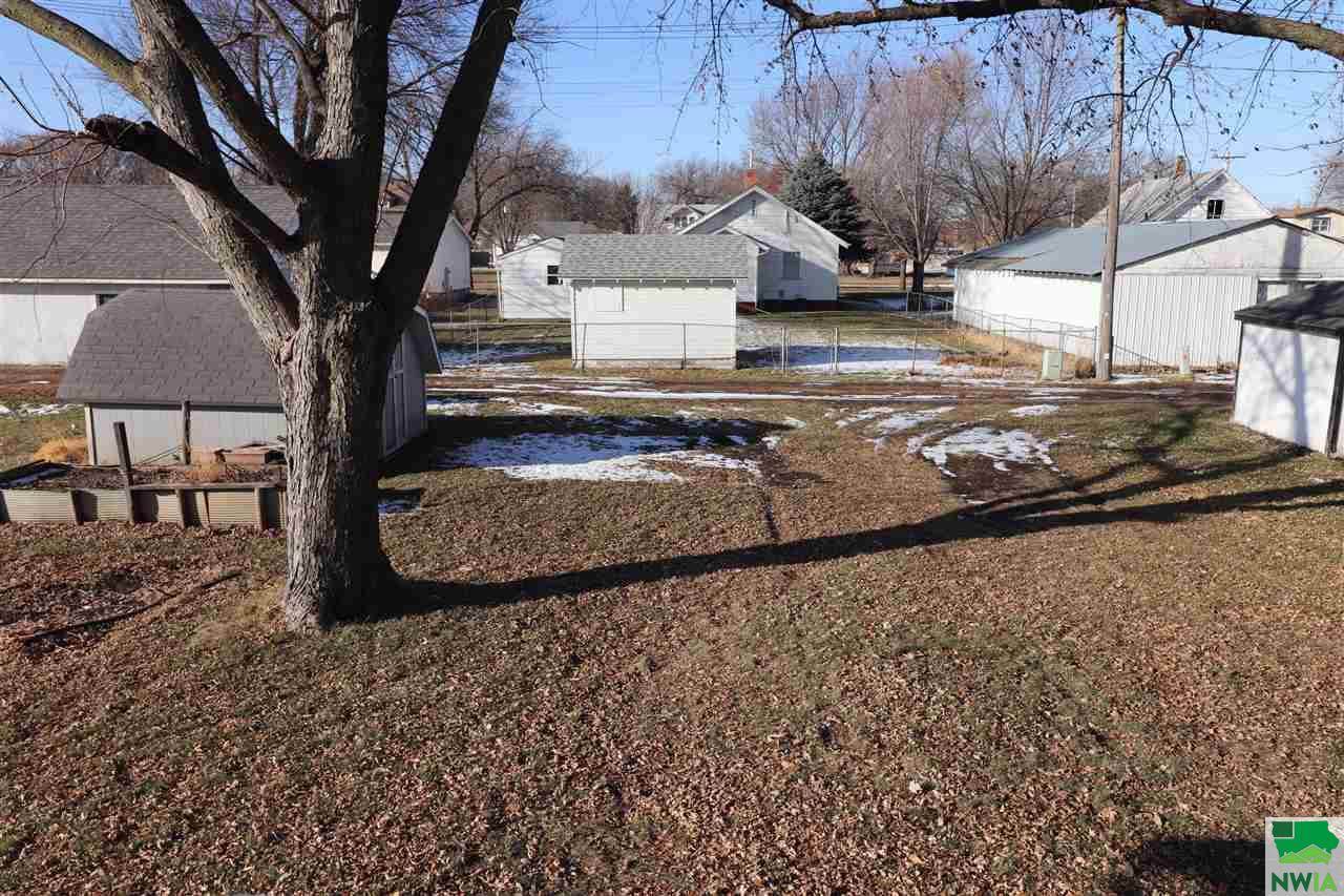 1106 5th St, Onawa, IA 51040