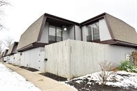 5421 Worthington Forest Pl, Columbus, OH 43229