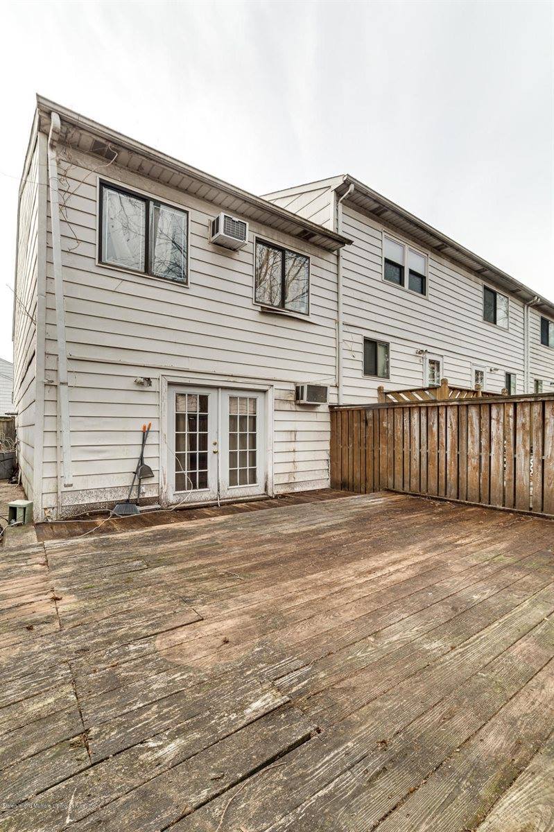 49 Carlyle Green, Staten Island, NY 10312 Listings