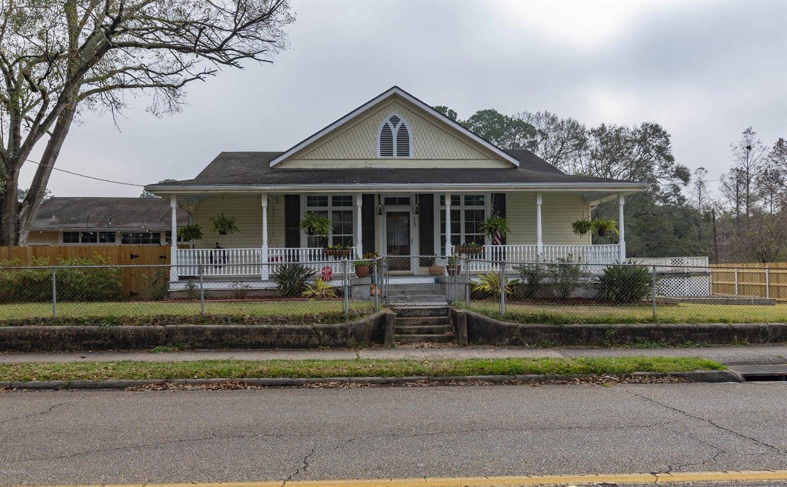 112 Bridge Street, New Iberia, LA 70563